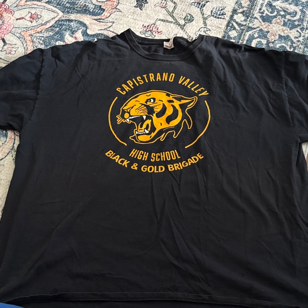 Black and Gold High School T-Shirt VINTAGE